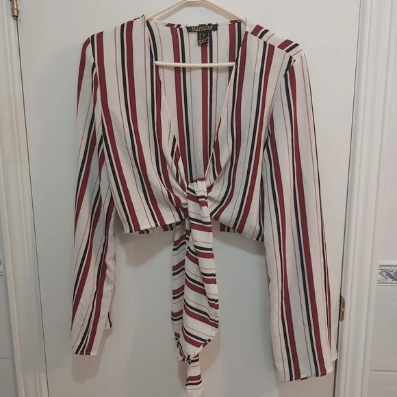 Revamped Premium Collection Striped Longsleeved Tied Top Size Large (L) - Picture 2 of 7